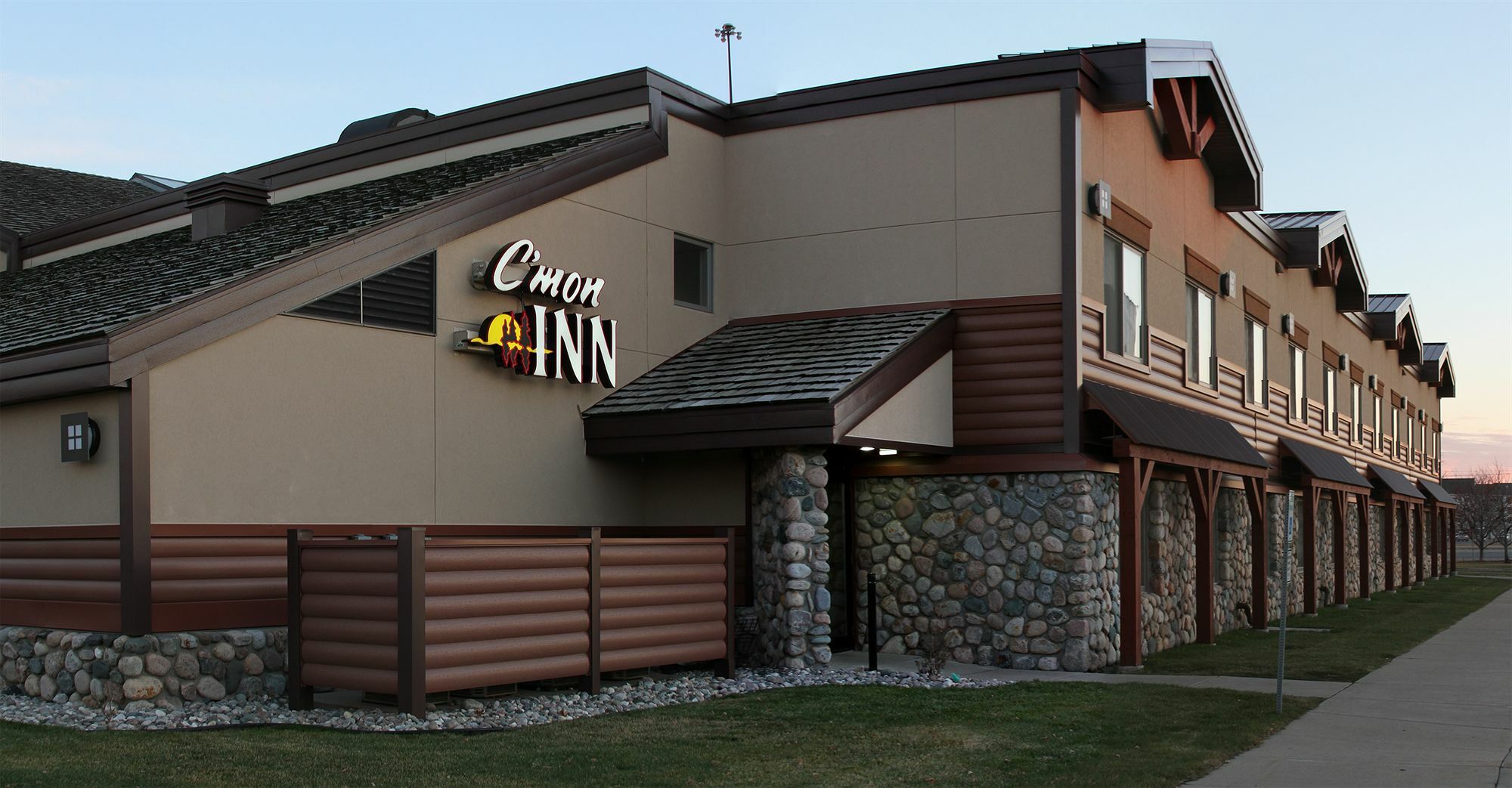 C'Mon Inn & Suites Fargo Eksteriør billede